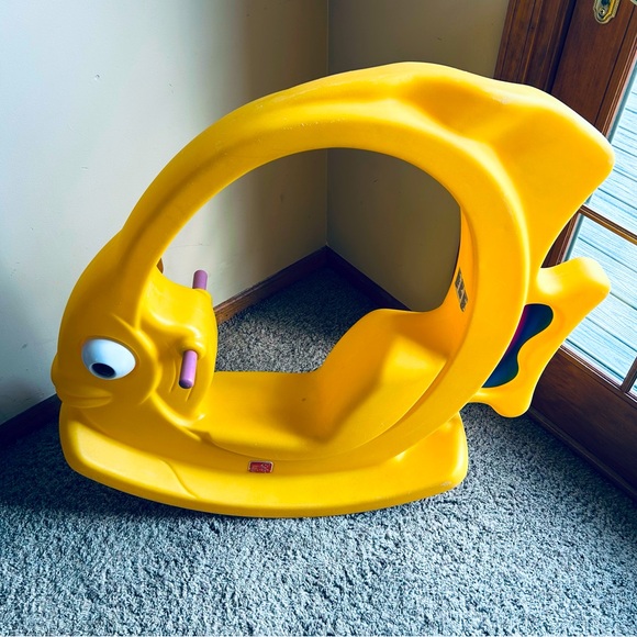 Step 2 Rocking Yellow Angel Fish Rocker Toddler Ride On - Rare Vintage - Picture 3 of 14